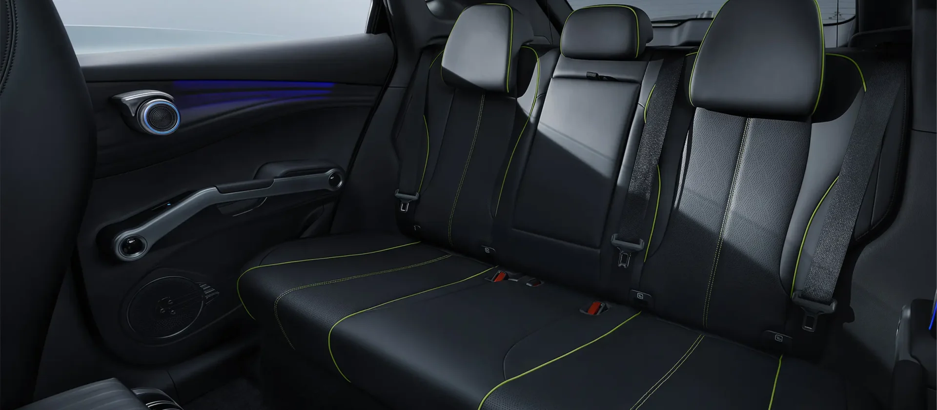 yuan plus seats black